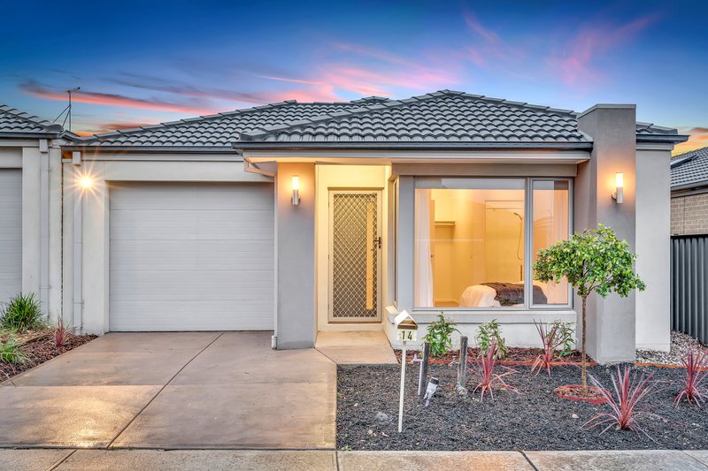 14 Viewmont Avenue, Craigieburn VIC 3064