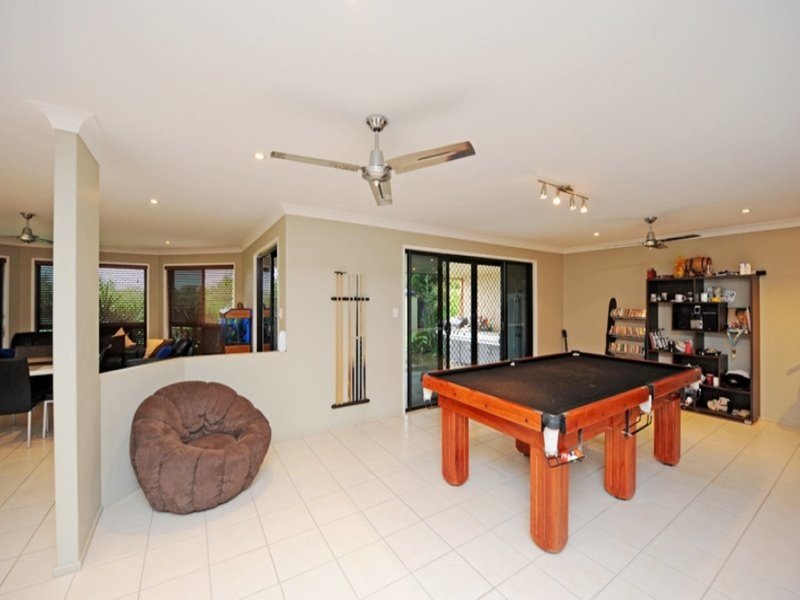 Photo - 14 Viewpoint Way, New Auckland QLD 4680 - Image 3