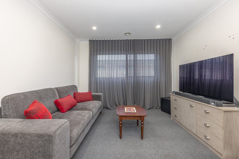 Photo - 14 Vignette Road, Diggers Rest VIC 3427 - Image 3