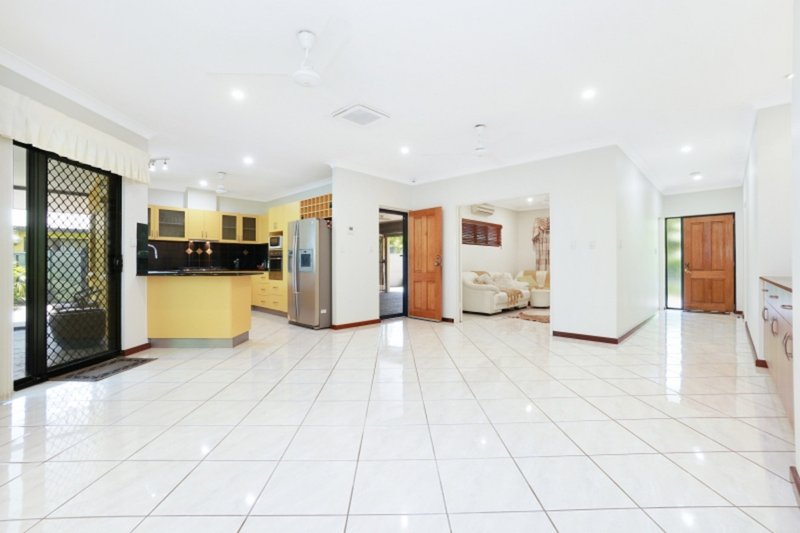 Photo - 14 Villaflor Crescent, Woolner NT 0820 - Image 2