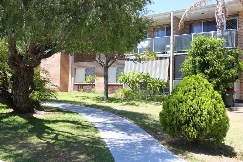 Photo - 1/4 Villiers Street, Yokine WA 6060 - Image 9