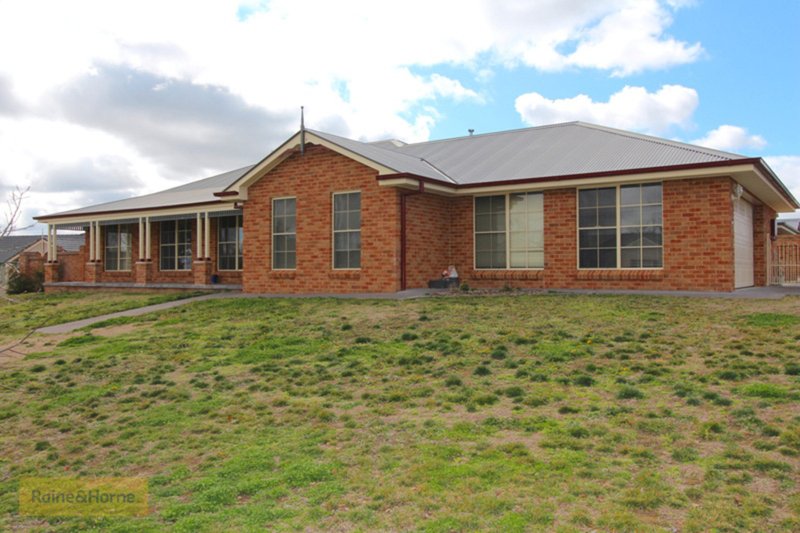 Photo - 14 Vincent Crescent, Kelso NSW 2795 - Image 20