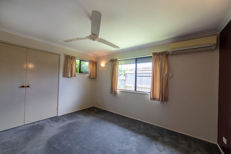 Photo - 14 Viola Street, Glenella QLD 4740 - Image 13