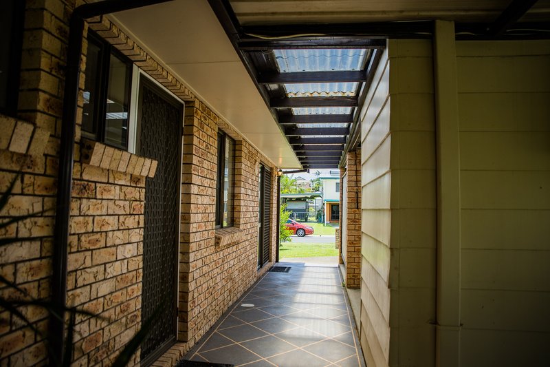 Photo - 14 Viola Street, Glenella QLD 4740 - Image 21