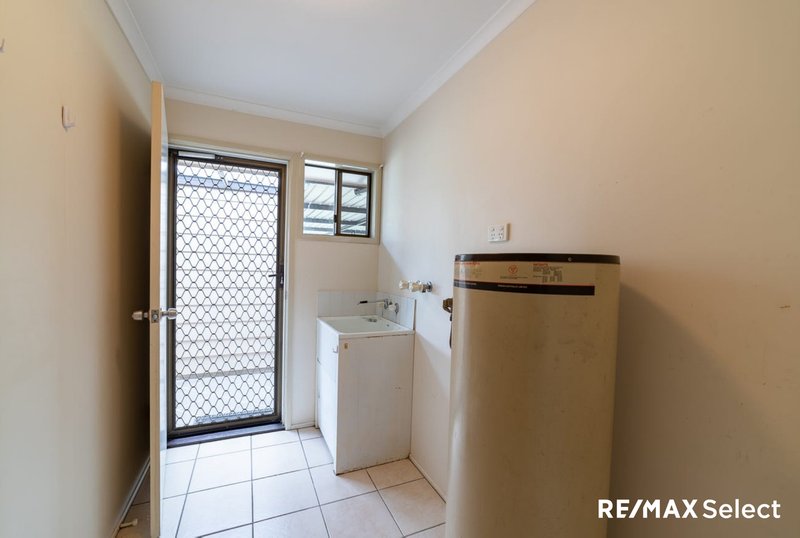 Photo - 14 Viola Street, Glenella QLD 4740 - Image 15