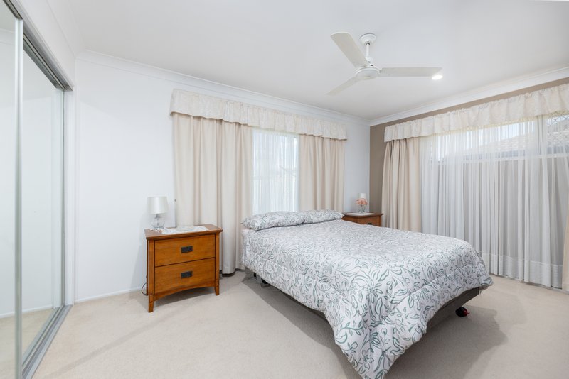 Photo - 14 Violet Street, Kallangur QLD 4503 - Image 7