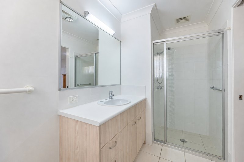 Photo - 14 Violet Street, Kallangur QLD 4503 - Image 8