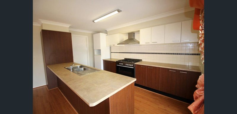 Photo - 14 Voller Street, Ropes Crossing NSW 2760 - Image 3