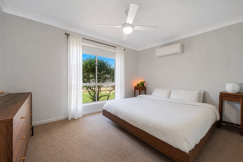 Photo - 14 Wade Court, Lawnton QLD 4501 - Image 4