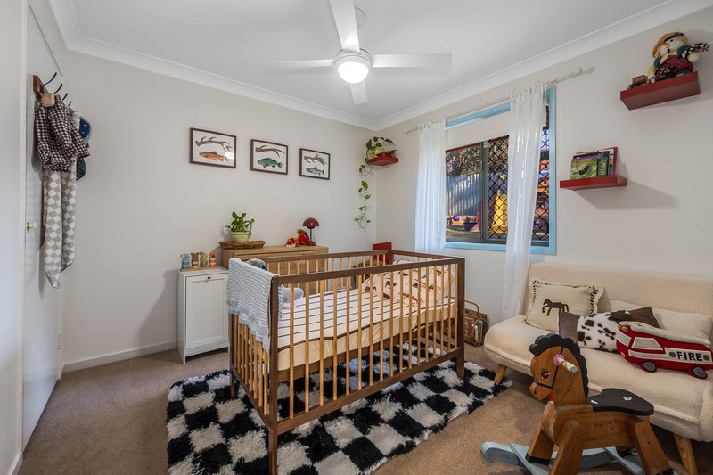 Photo - 14 Wade Court, Lawnton QLD 4501 - Image 6