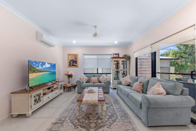 Photo - 14 Waite Creek Court, Cannonvale QLD 4802 - Image 3