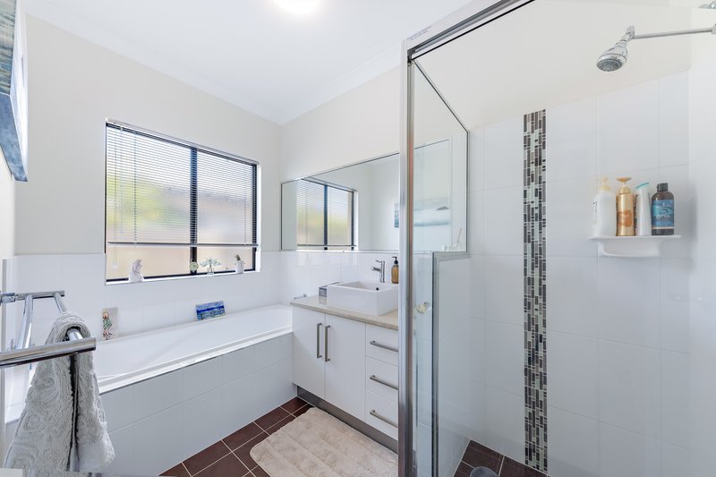 Photo - 14 Waite Creek Court, Cannonvale QLD 4802 - Image 11