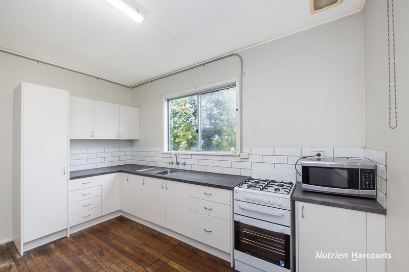 Photo - 14 Walebing Way, Guilderton WA 6041 - Image 4