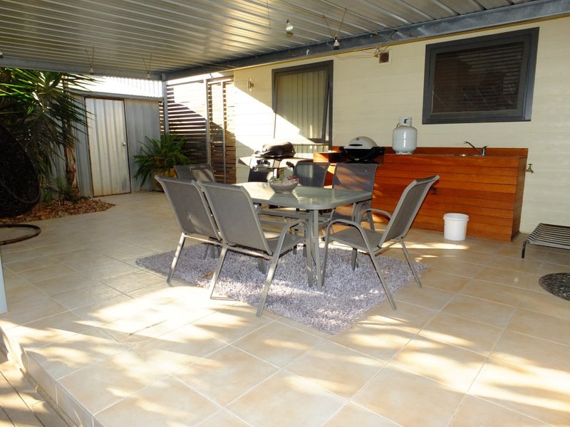 Photo - 14 Wales Street, Wallaroo SA 5556 - Image 4