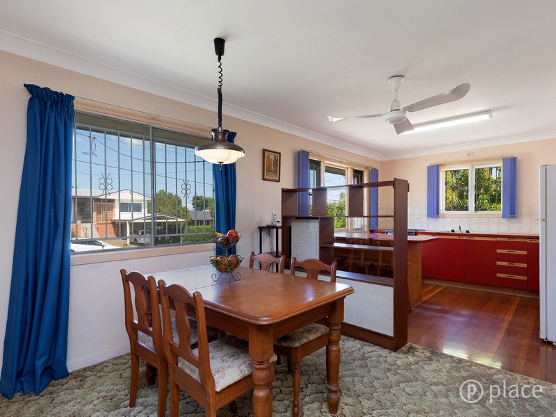 Photo - 14 Walkers Drive, Balmoral QLD 4171 - Image 7