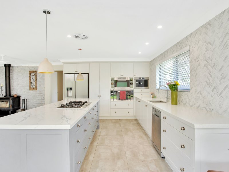 Photo - 14 Wallaby Drive, Mudgeeraba QLD 4213 - Image 3