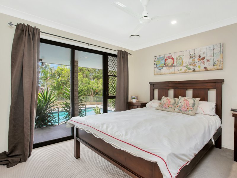 Photo - 14 Wallaby Drive, Mudgeeraba QLD 4213 - Image 9