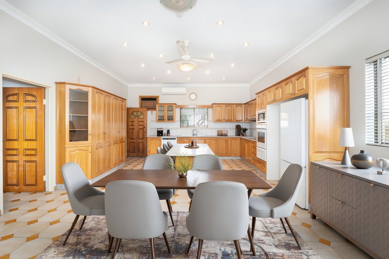 Photo - 14 Wallace Street, Concord NSW 2137 - Image 5