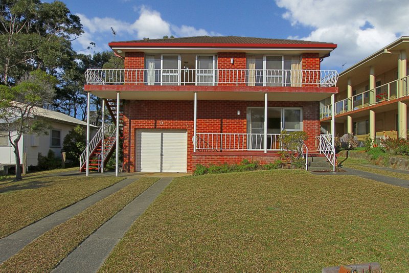 14 Wallace Street, Mollymook NSW 2539