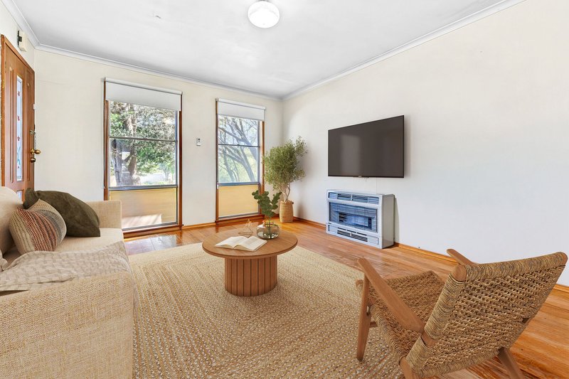 Photo - 14 Wallowa Crescent, Frankston North VIC 3200 - Image 1