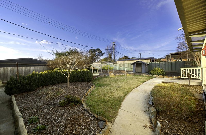 Photo - 14 Wanaga Place, Giralang ACT 2617 - Image 19