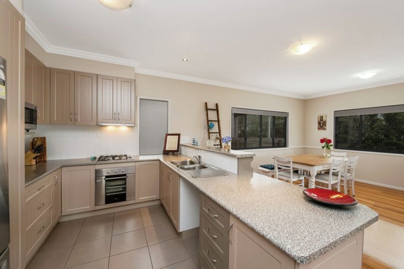 Photo - 14 Waratah Crescent, Springfield Lakes QLD 4300 - Image 2