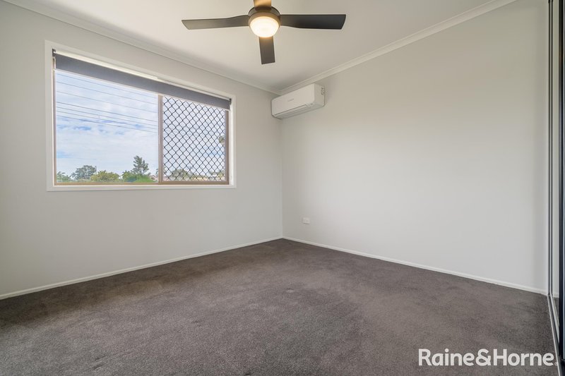 Photo - 14 Waratah Street, Kin Kora QLD 4680 - Image 10