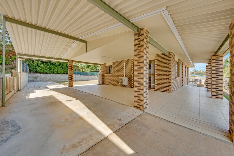 Photo - 14 Waratah Street, Kin Kora QLD 4680 - Image 3