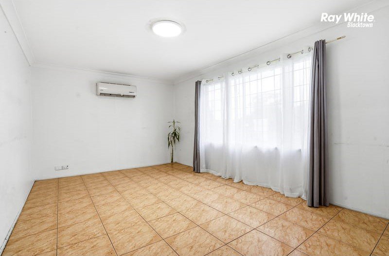 Photo - 14 Warren Street, Quakers Hill NSW 2763 - Image 4
