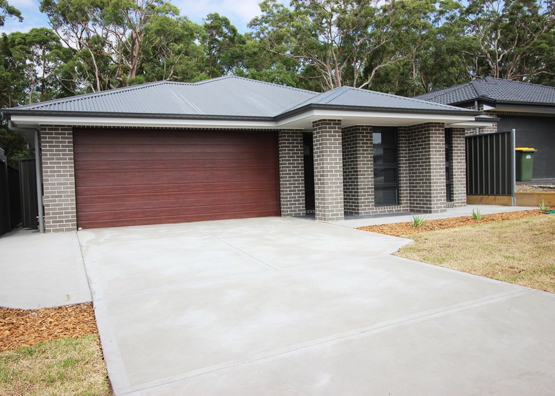 14 Watalong Way, Edgeworth NSW 2285