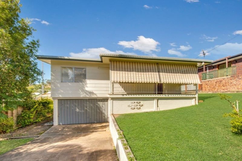 Photo - 14 Watson Close, South Gladstone QLD 4680 - Image 2