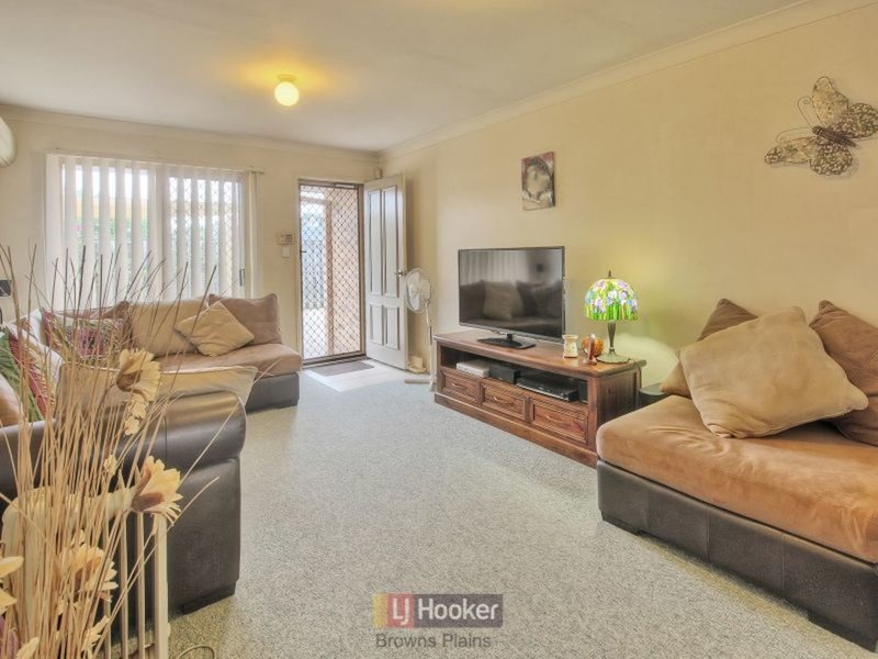 Photo - 1/4 Watt Court, Calamvale QLD 4116 - Image 3