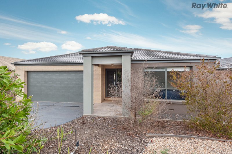 14 Waugh Street, Sunbury VIC 3429