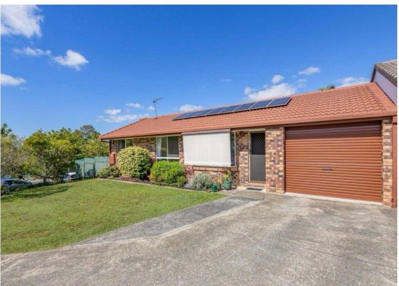 Photo - 1/4 Webb Street, Labrador QLD 4215 - Image 1