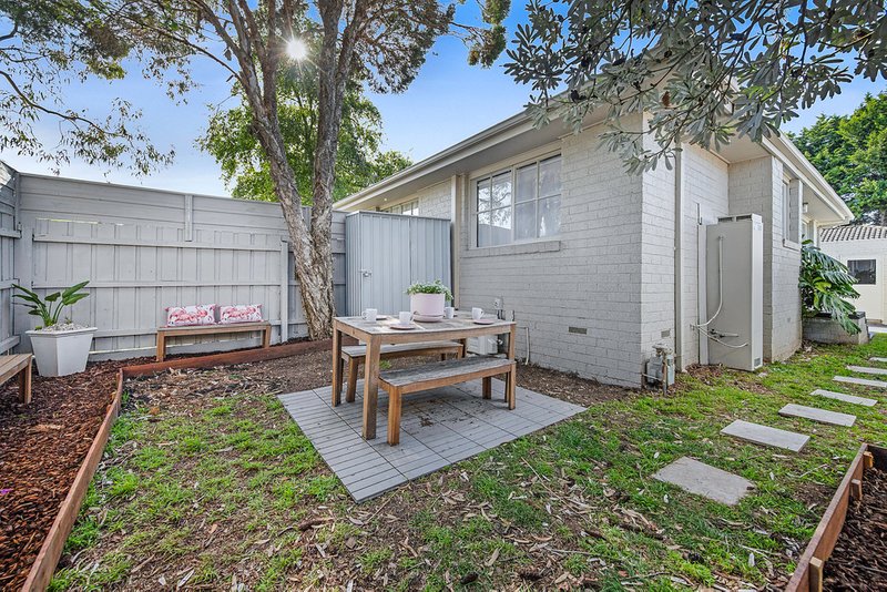 Photo - 1/4 Wedge Crescent, Rowville VIC 3178 - Image 11