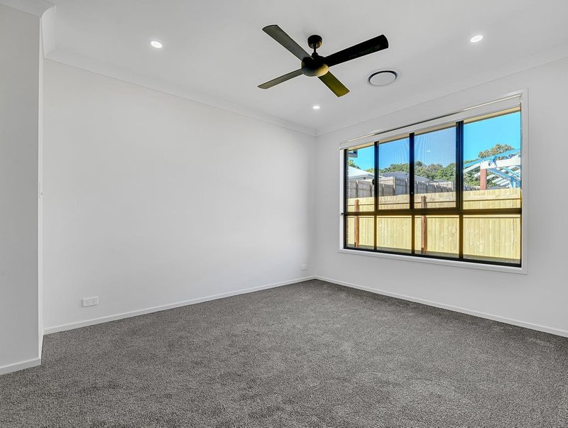 Photo - 14 Wellside Street, Morayfield QLD 4506 - Image 9
