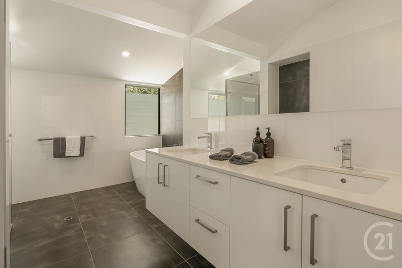 Photo - 14 Wesley Court, Noosa Heads QLD 4567 - Image 13