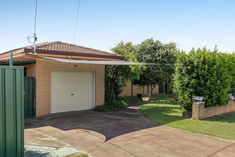 Photo - 14 Wessex Street, Harristown QLD 4350 - Image 13