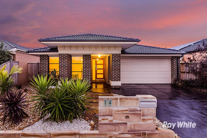 14 Wesson Way, Cranbourne East VIC 3977