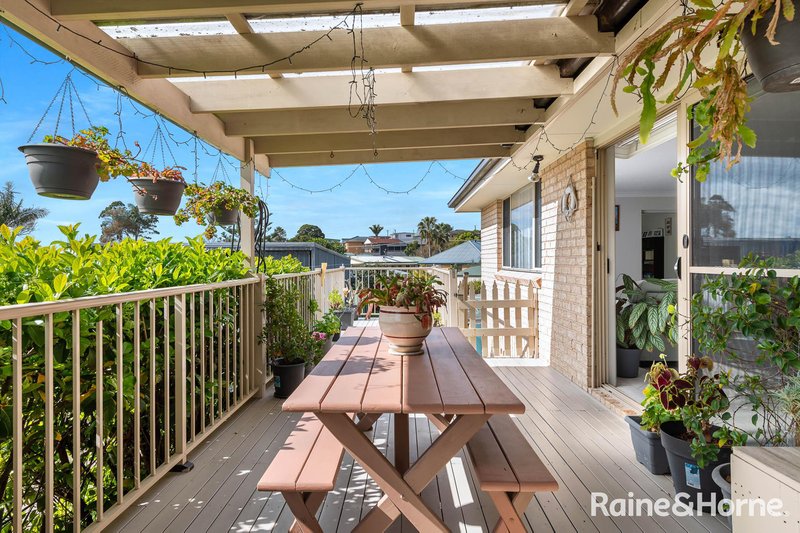 Photo - 14 West Street, Greenwell Point NSW 2540 - Image 11