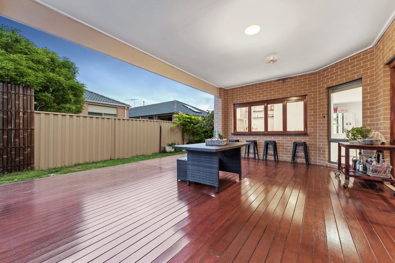 Photo - 14 Westerfolds Terrace, Caroline Springs VIC 3023 - Image 23