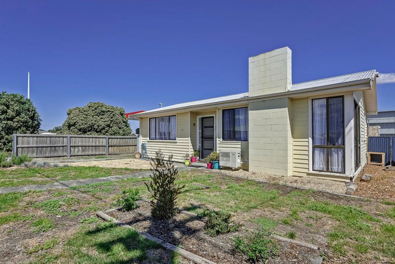 Photo - 14 Weston Hill Road, Sorell TAS 7172 - Image 8