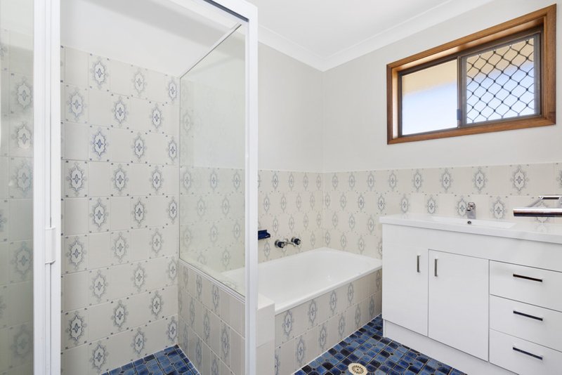 Photo - 14 Westray Avenue, Banora Point NSW 2486 - Image 8