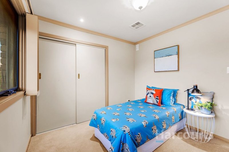 Photo - 14 Whitehaven Street, Wantirna VIC 3152 - Image 12