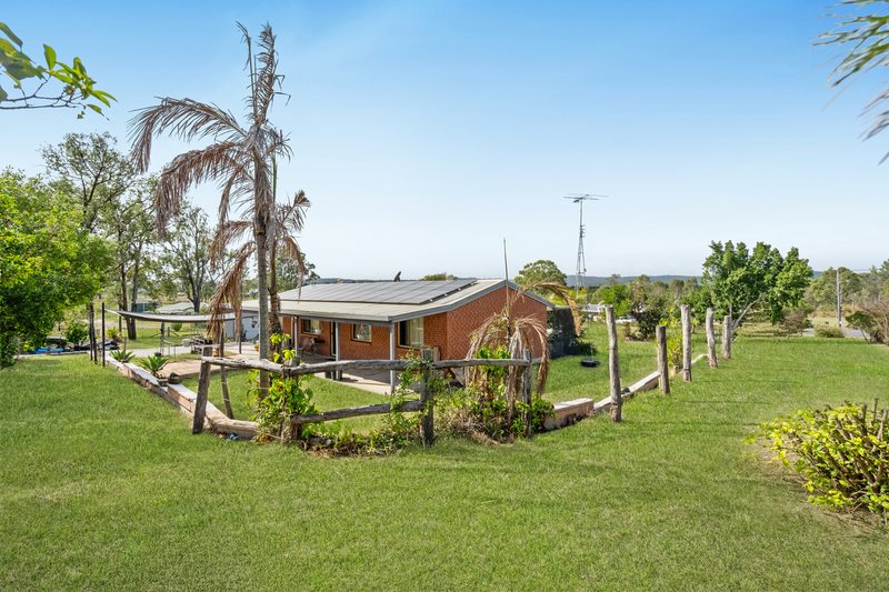 Photo - 14 Whiteside Court, Laidley Heights QLD 4341 - Image 3