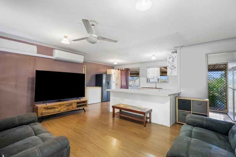 Photo - 14 Whiteside Court, Laidley Heights QLD 4341 - Image 8
