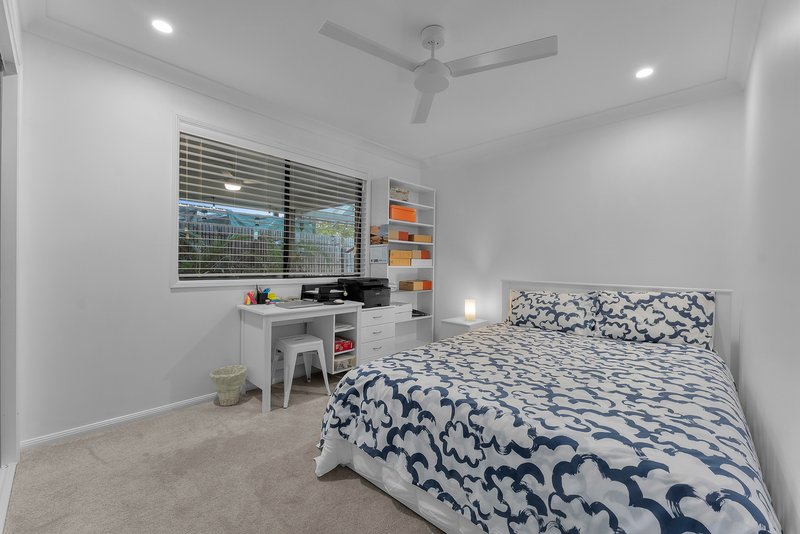 Photo - 14 Whitfield Crescent, North Lakes QLD 4509 - Image 17