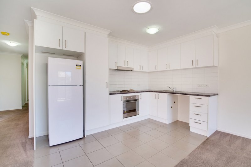 Photo - 14 Whitmore Crescent, Watson ACT 2602 - Image 3