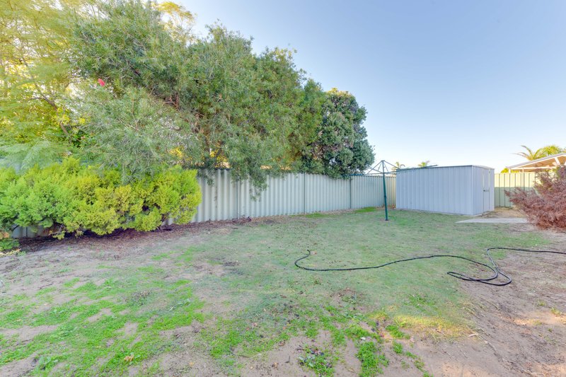 Photo - 14 Whyalla Circle, Port Kennedy WA 6172 - Image 4