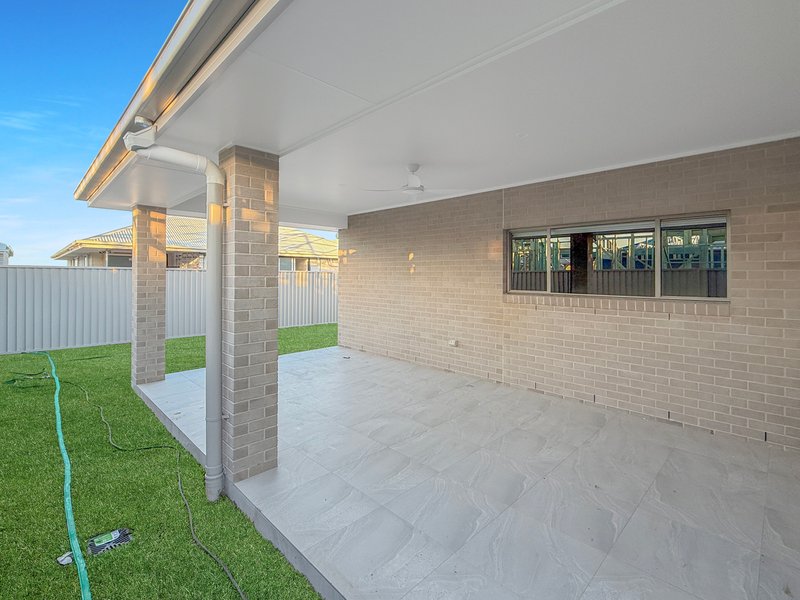 Photo - 14 Wildlands Street, Banya QLD 4551 - Image 12